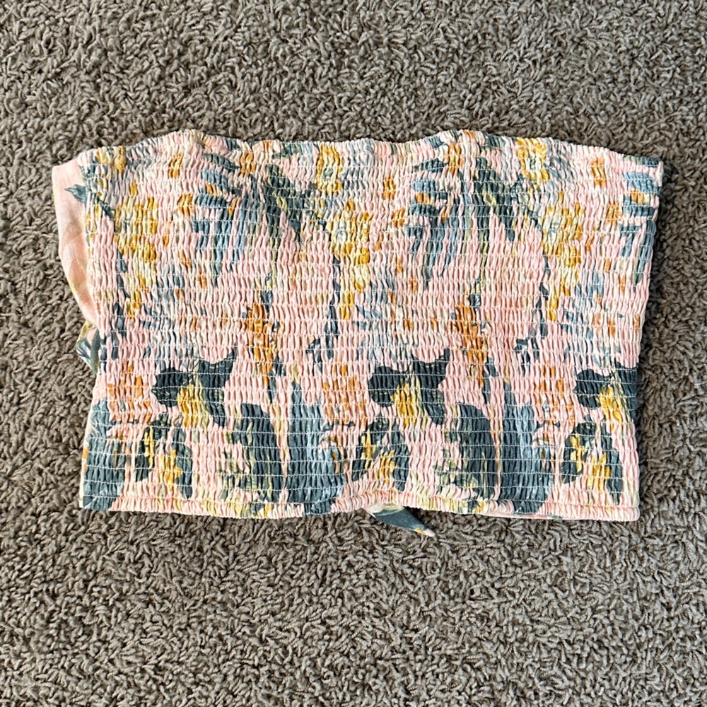 Strapless crop shirt NWT tie back, mocked front